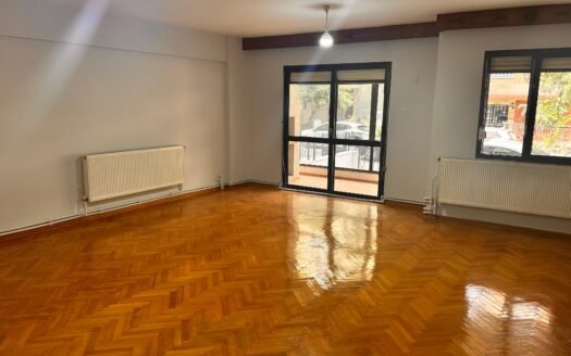 SAHİLE YAKIN 3+1 GENİŞ 165m2 TEMİZ DAİRE