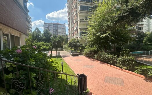 Beylikdüzü Kardelen Sitesi Satılık 3+1 Daire