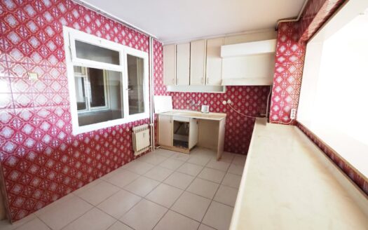 Alaybey Tersane Yalı da Çift Cephe Satılık 4+1 Daire