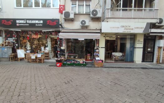 Karşıyaka çarşı satılık dükkan