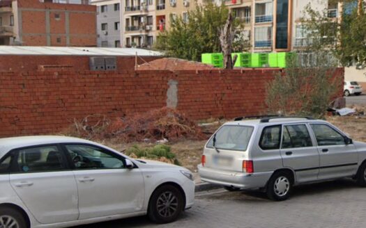 Karşıyaka Şemikler de Kiralık Depo İmarlı Arsa